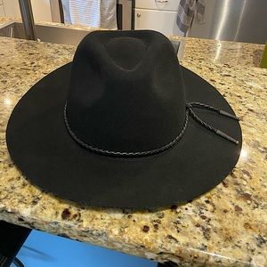 Almost New Brixton Felt Hat
